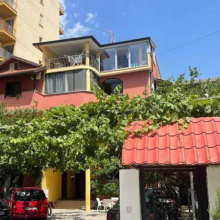 Genti'S Villa Kwatera prywatna
